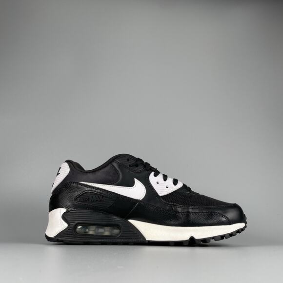 Nike Air Max 90 Women’s Size 7.5 Black White Leather Mesh Running Sneakers Shoes - Picture 5 of 9
